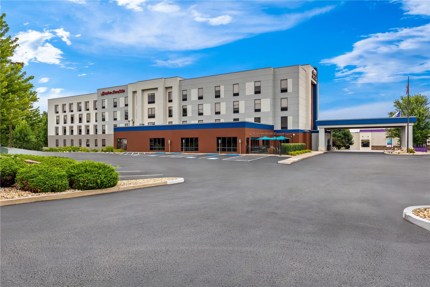 Hampton Inn & Suites Grove City 1