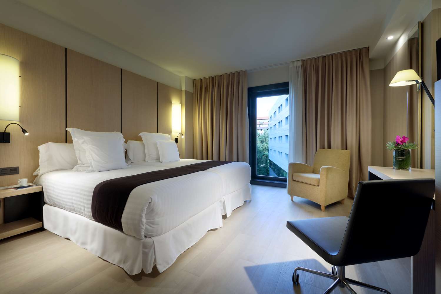 Superior King Room