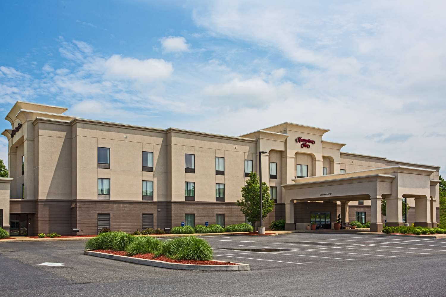 Hampton Inn Clearfield 1