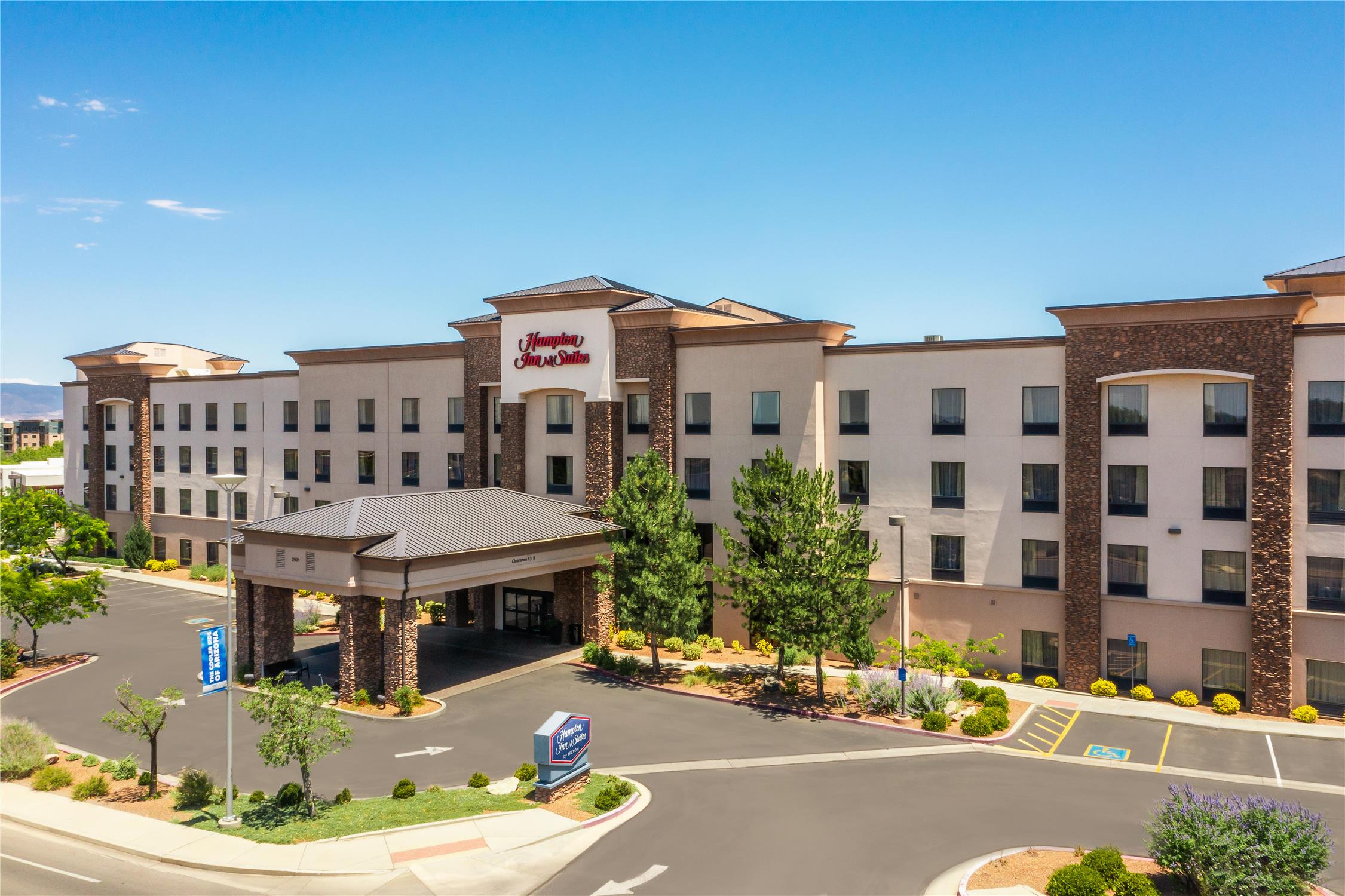 Hampton Inn & Suites Prescott Valley 1