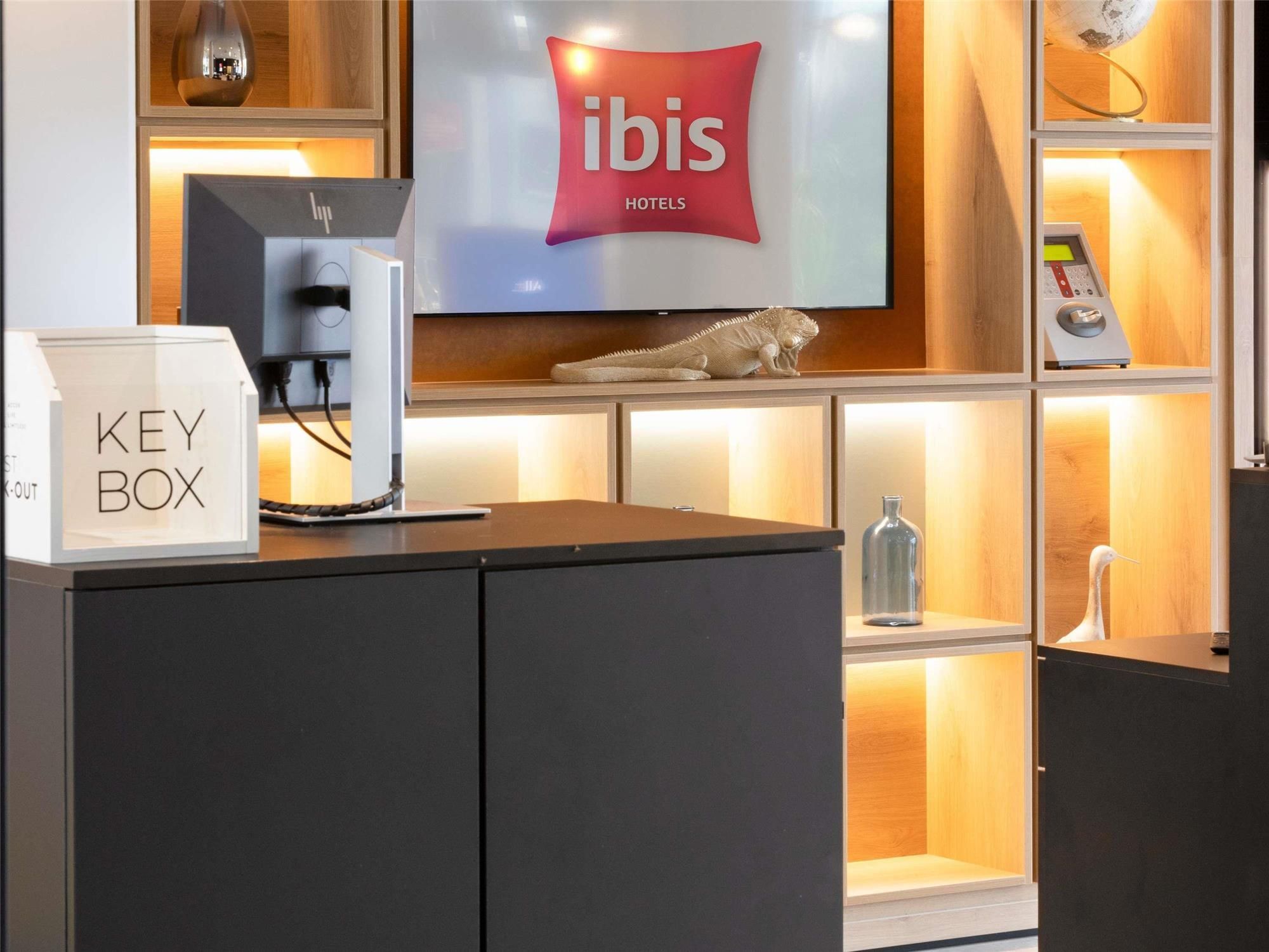 Ibis Lugano Paradiso 1