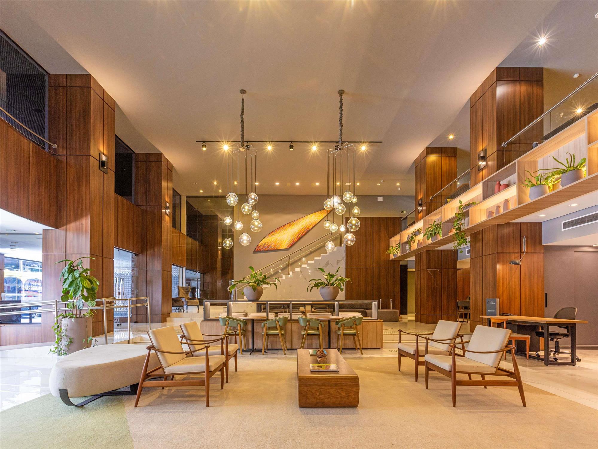 Grand Mercure Curitiba Rayon 1