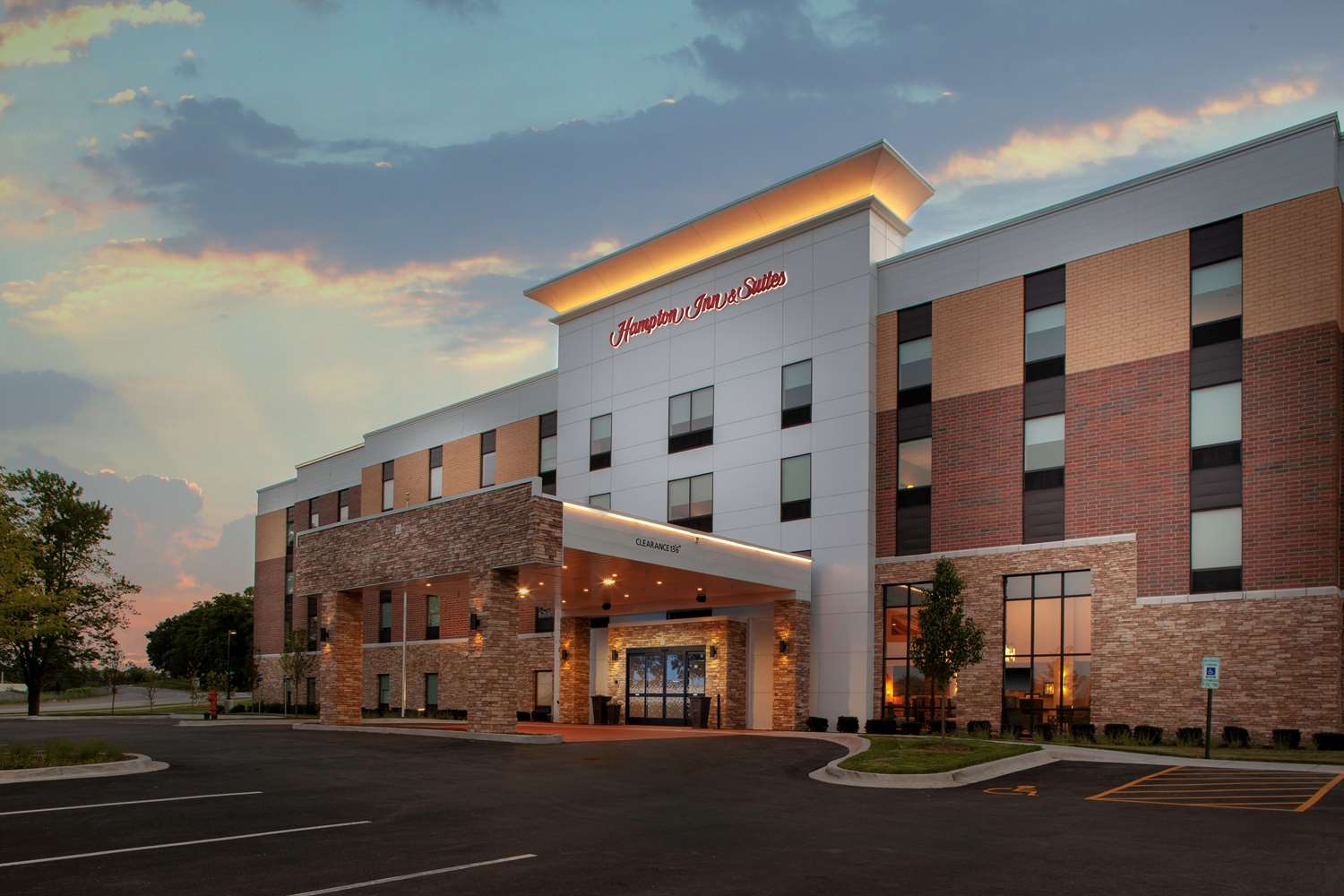 Hampton Inn & Suites Chicago-Burr Ridge 1