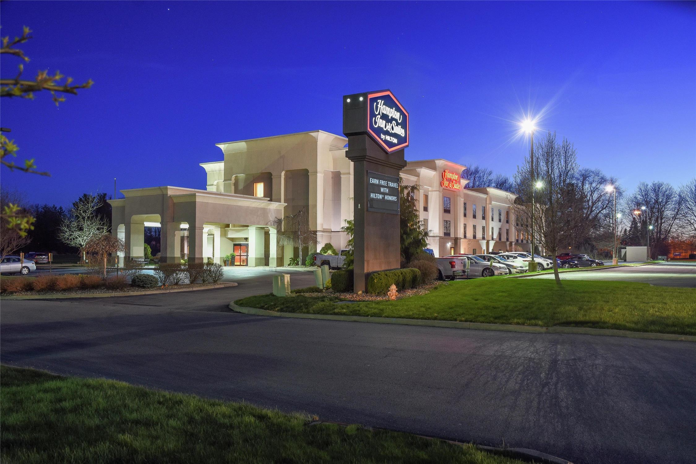 Hampton Inn & Suites Youngstown-Canfield 2