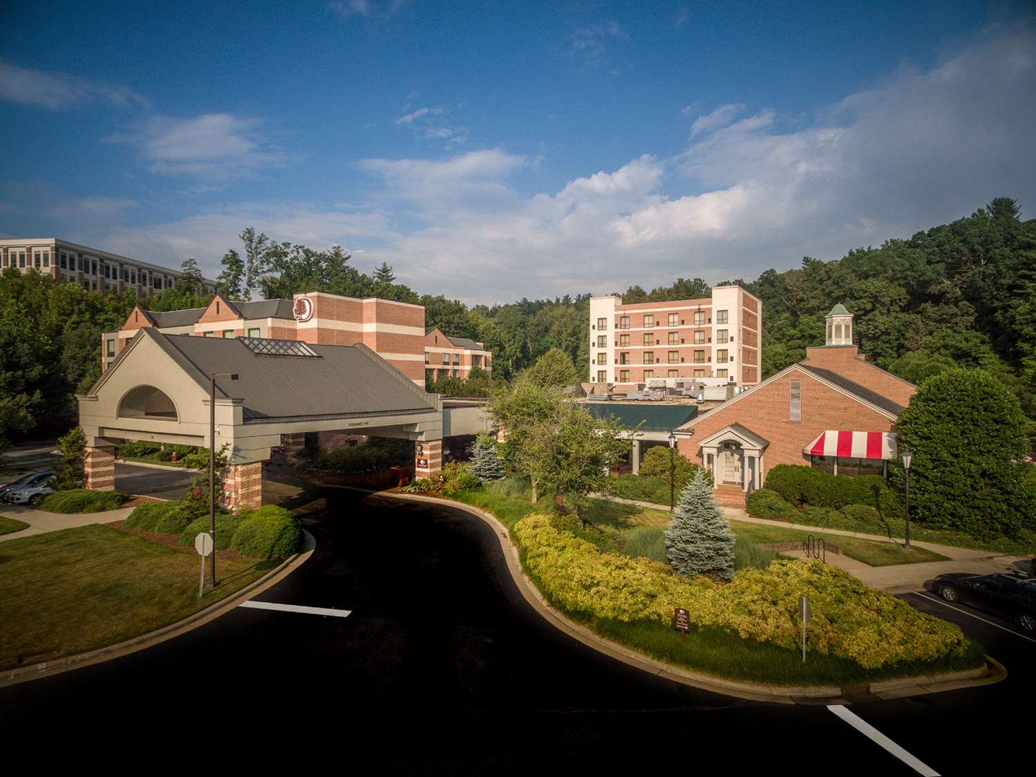 DoubleTree by Hilton Asheville - Biltmore 1