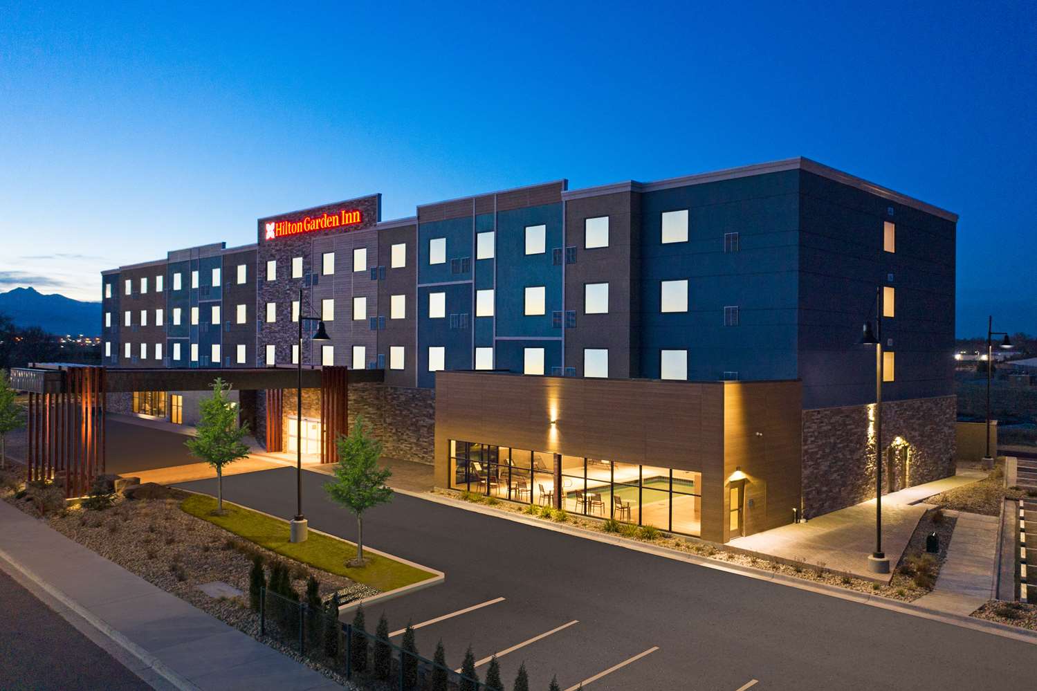 Hilton Garden Inn Longmont 2