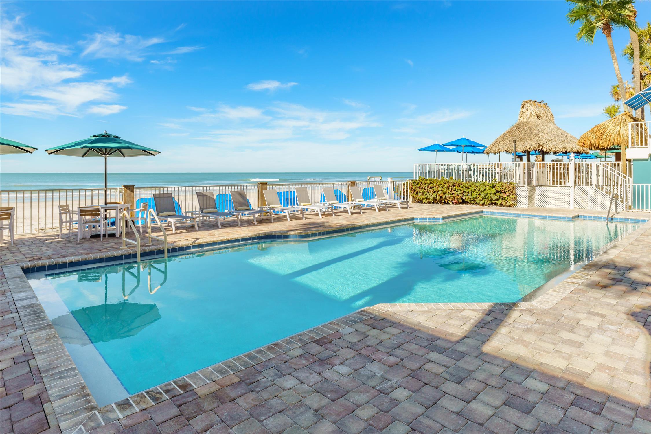 DoubleTree Beach Resort by Hilton Tampa Bay-N. Redington Bch 1