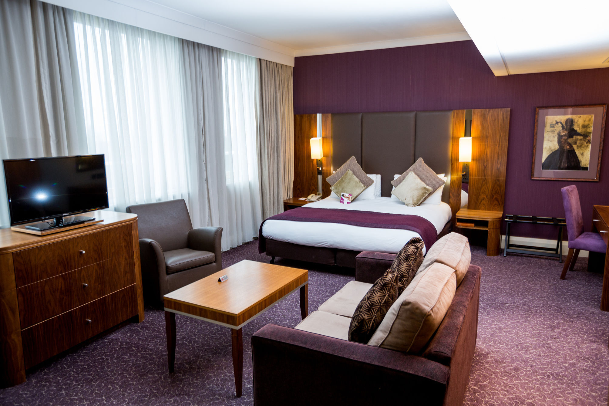Crowne Plaza LONDON - EALING by IHG 1