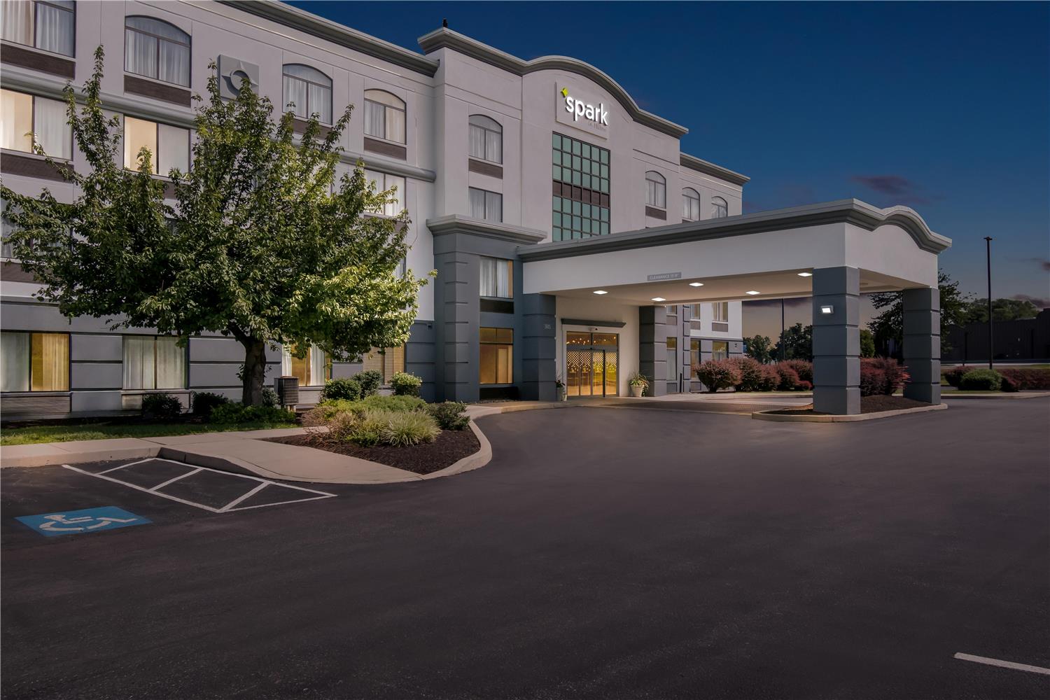 Spark by Hilton Mechanicsburg 2