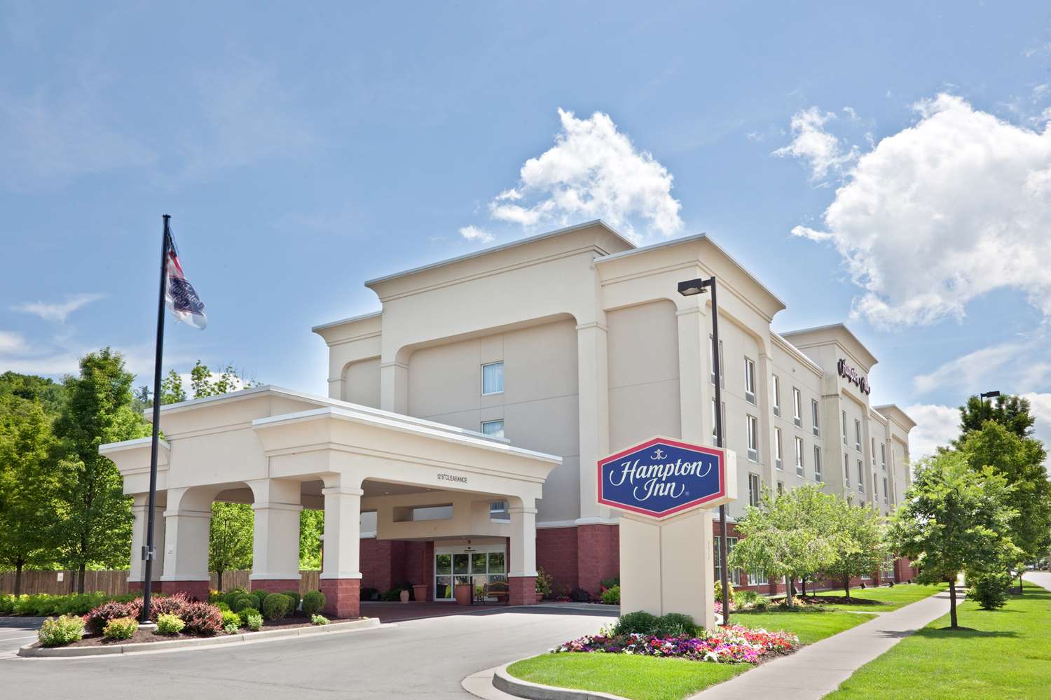 Hampton Inn Ithaca 2