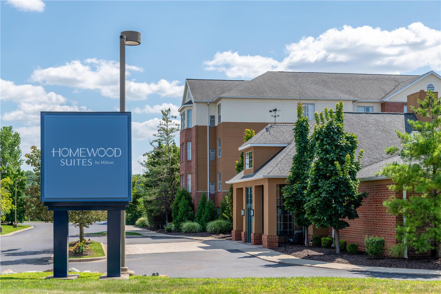 Homewood Suites by Hilton Detroit-Troy 1