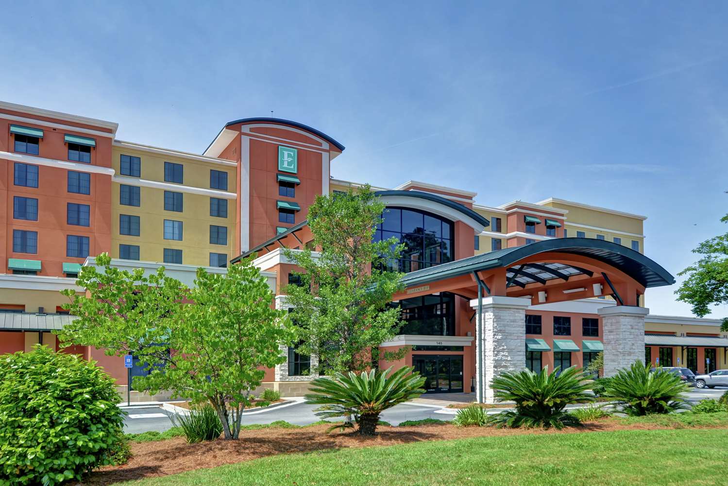 Embassy Suites by Hilton Savannah Airport 1
