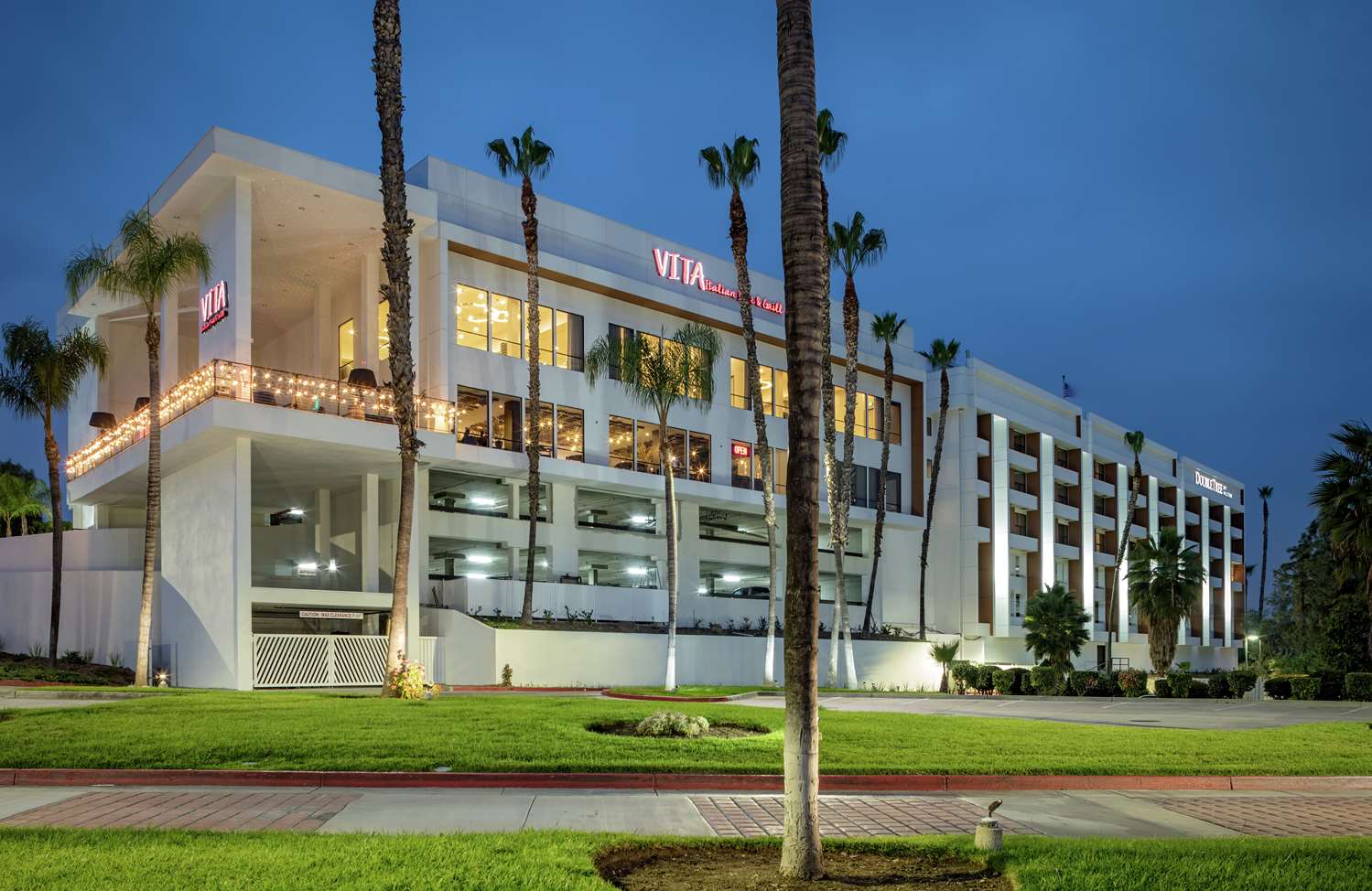 DoubleTree by Hilton Pomona 2