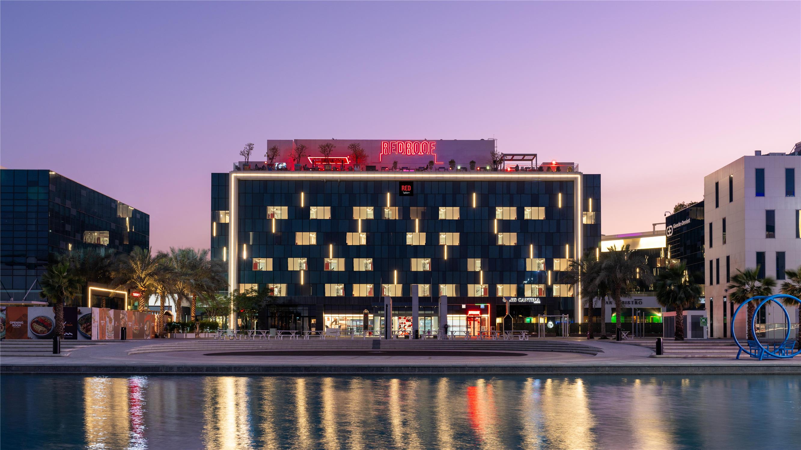 Radisson RED Dubai Silicon Oasis 1
