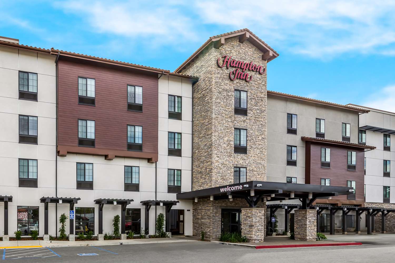 Hampton Inn Concord 1