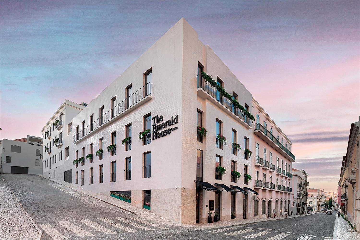The Emerald House Lisbon - Curio Collection By Hilton 1