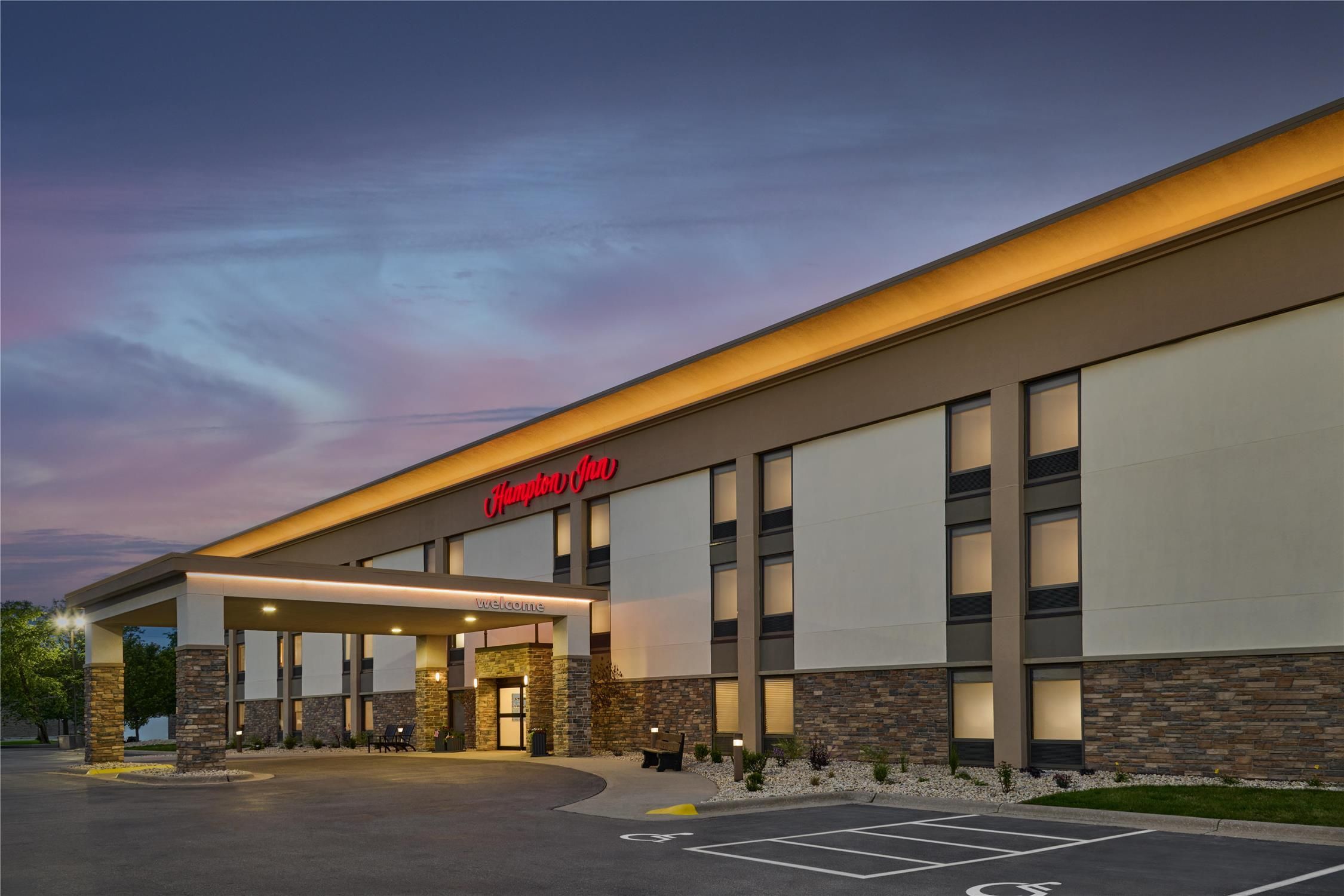 Hampton Inn Janesville 1