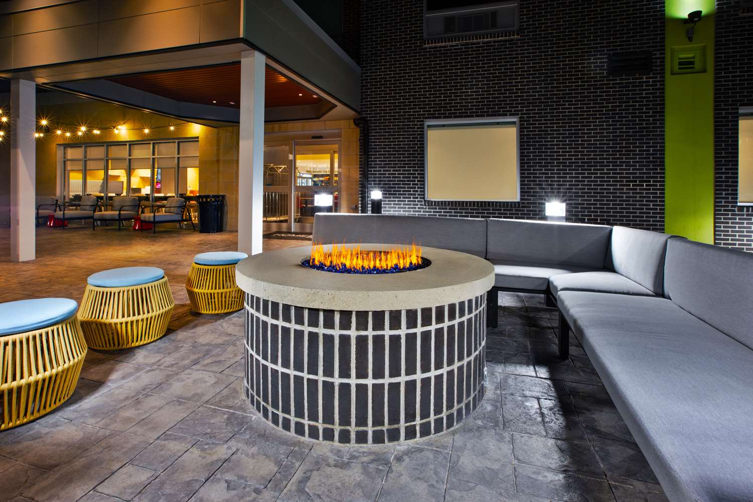 Home2 Suites By Hilton Grand Rapids Northeast 2