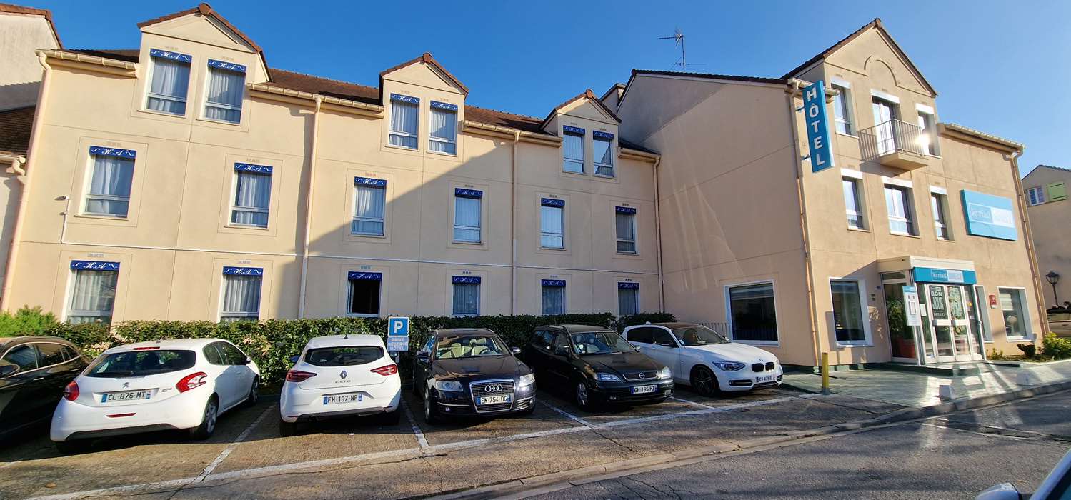 Kyriad Direct Arpajon 2