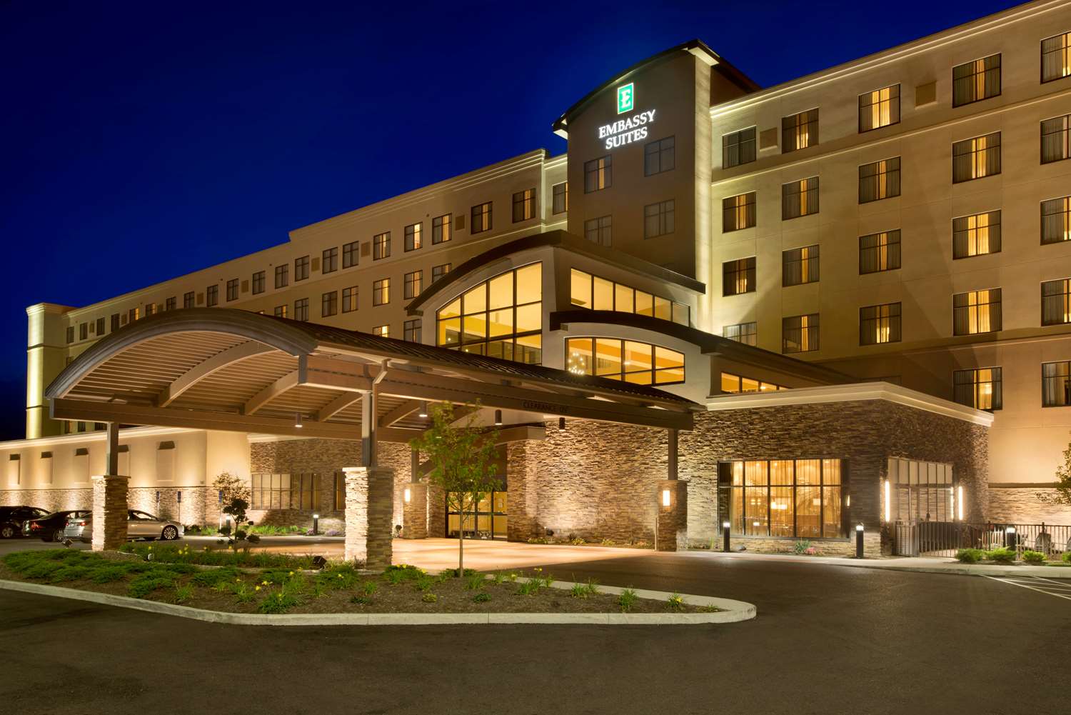 Embassy Suites by Hilton Akron Canton Airport 1
