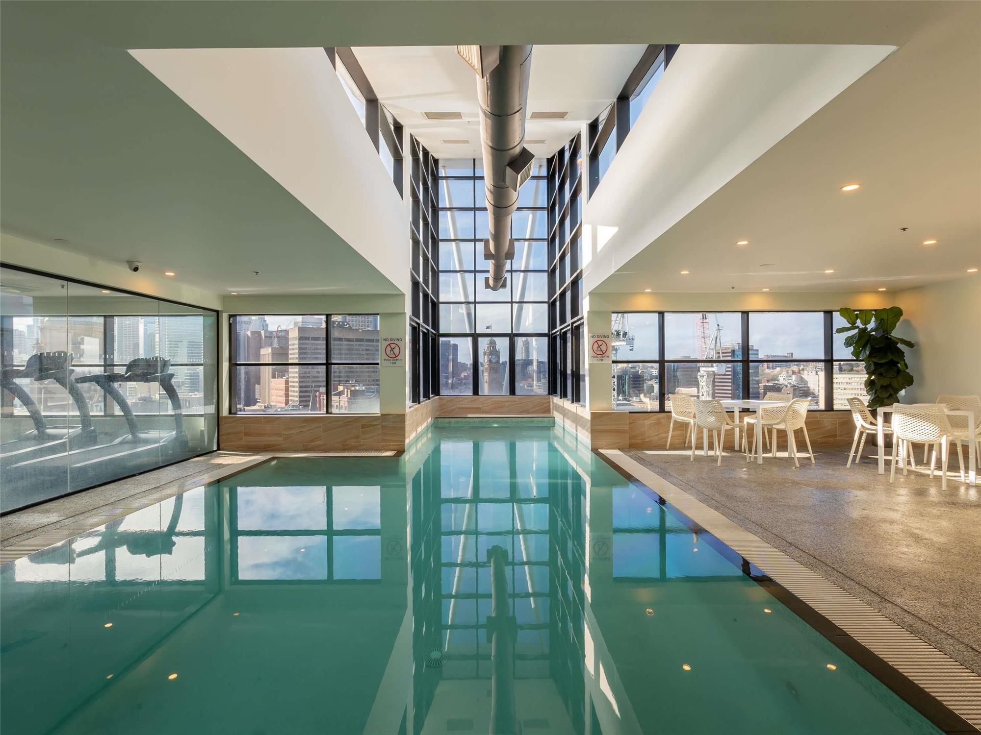 Mercure Sydney 2