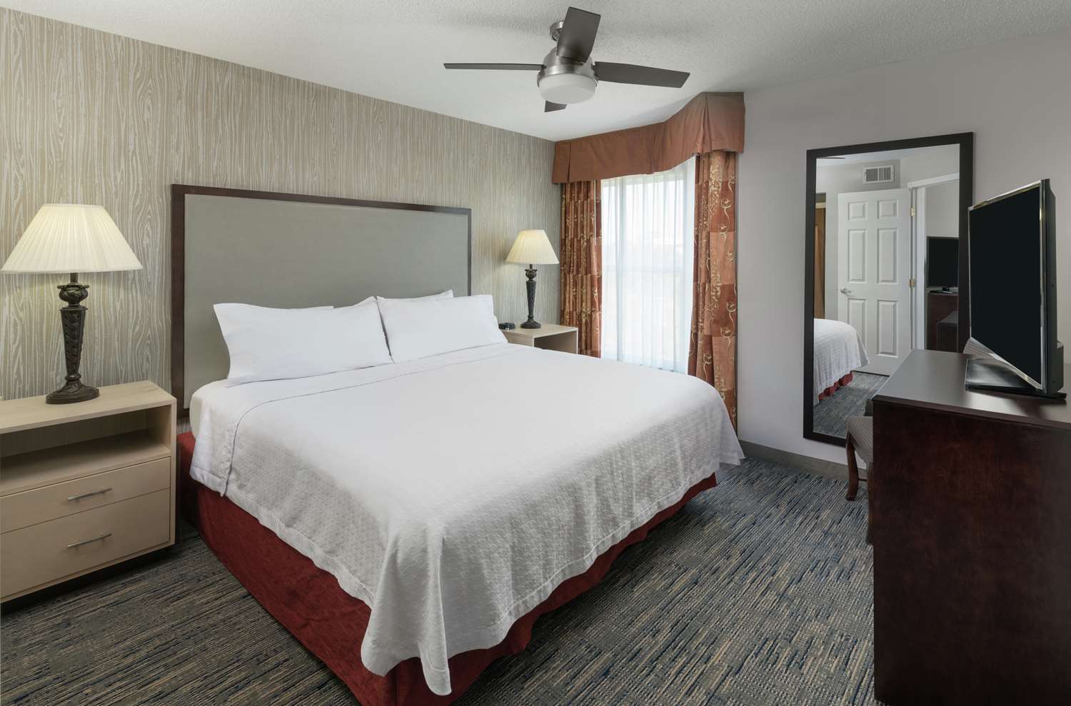 Homewood Suites by Hilton Chicago - Schaumburg 1