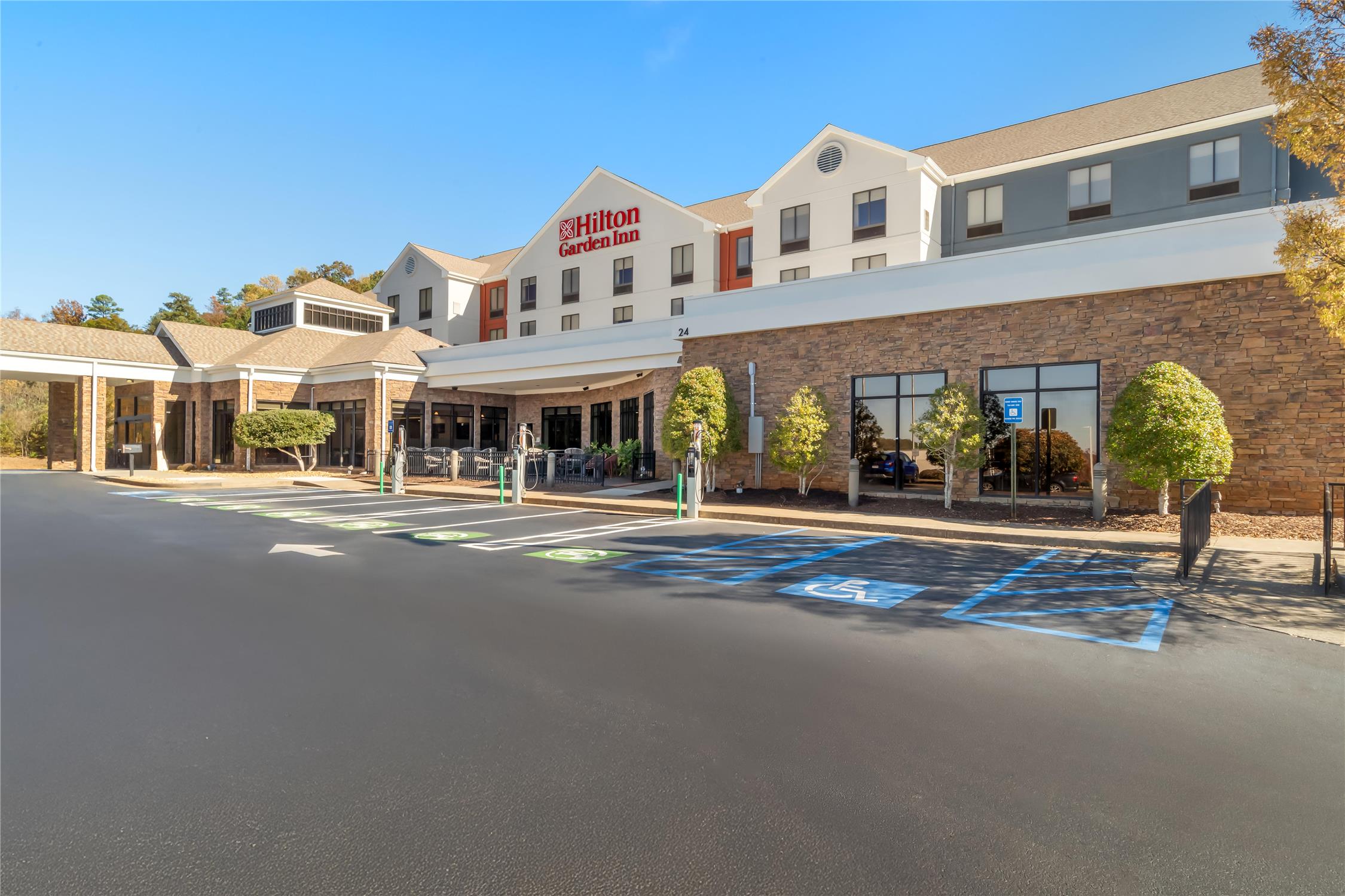 Hilton Garden Inn Cartersville 1