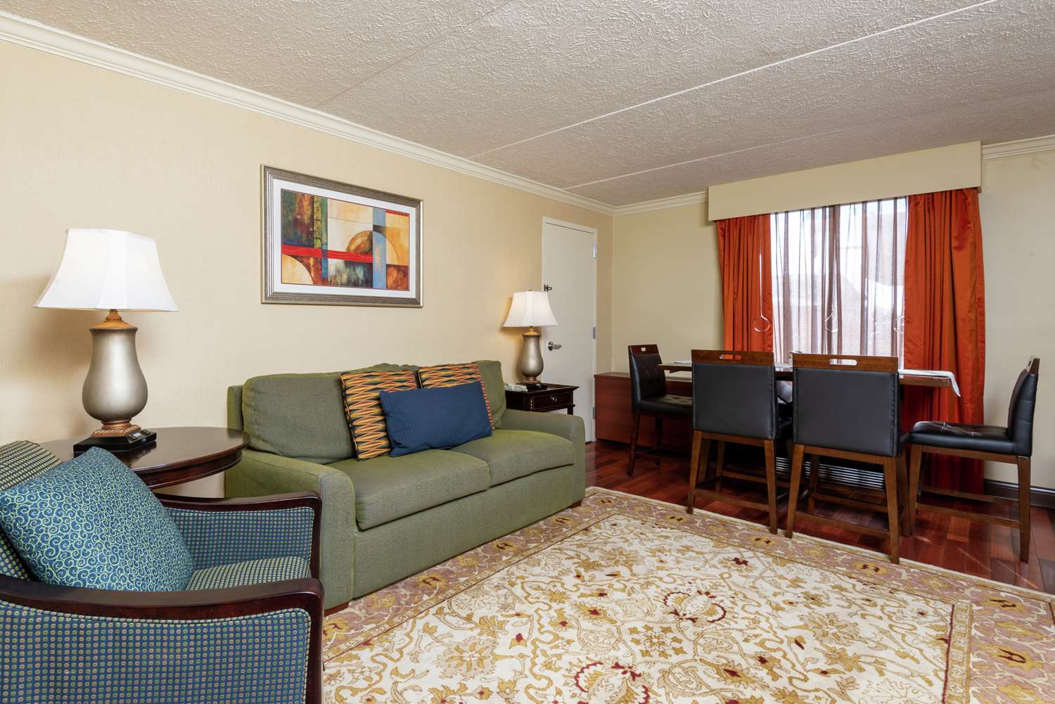 Suite, junior