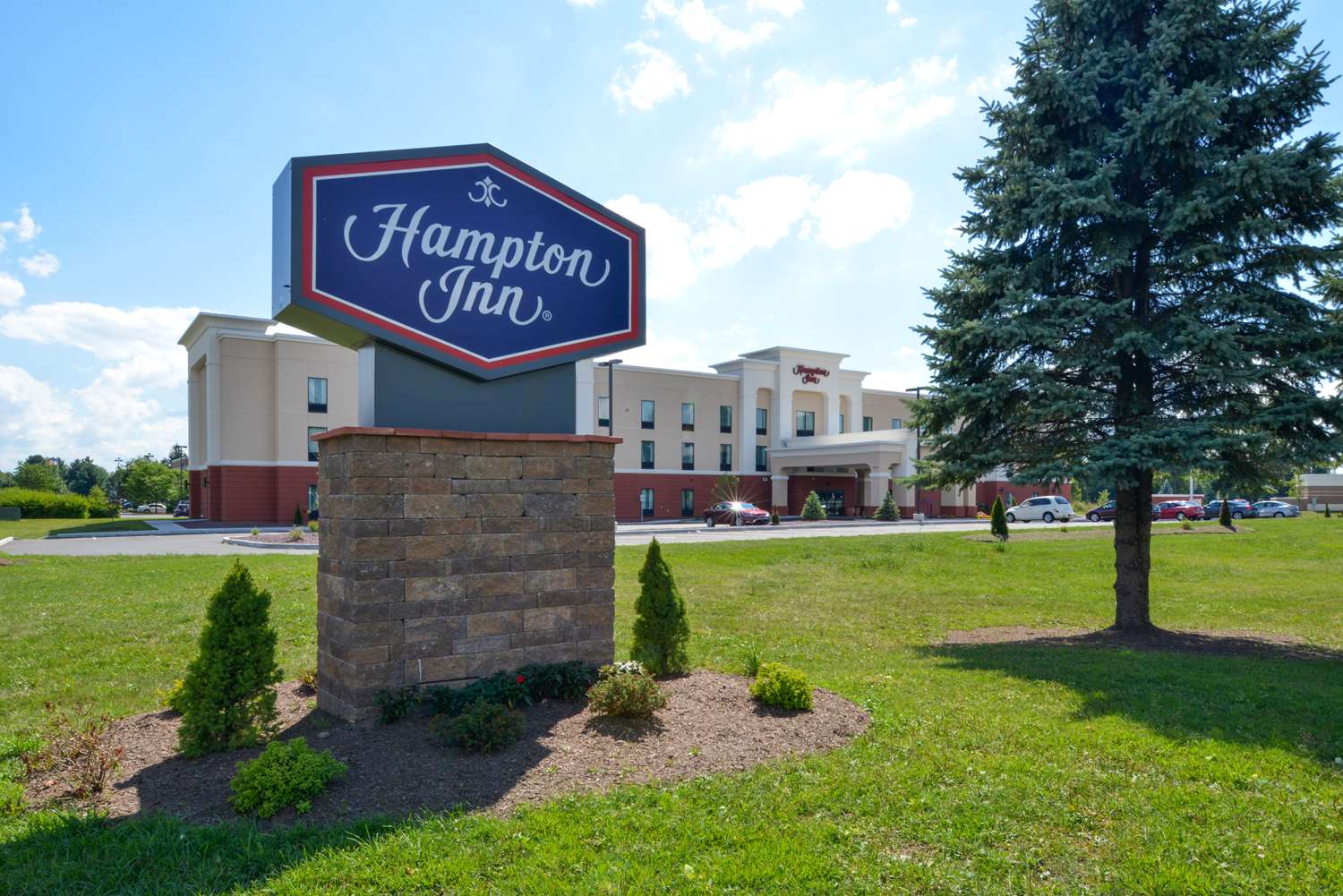 Hampton Inn Potsdam, NY 2