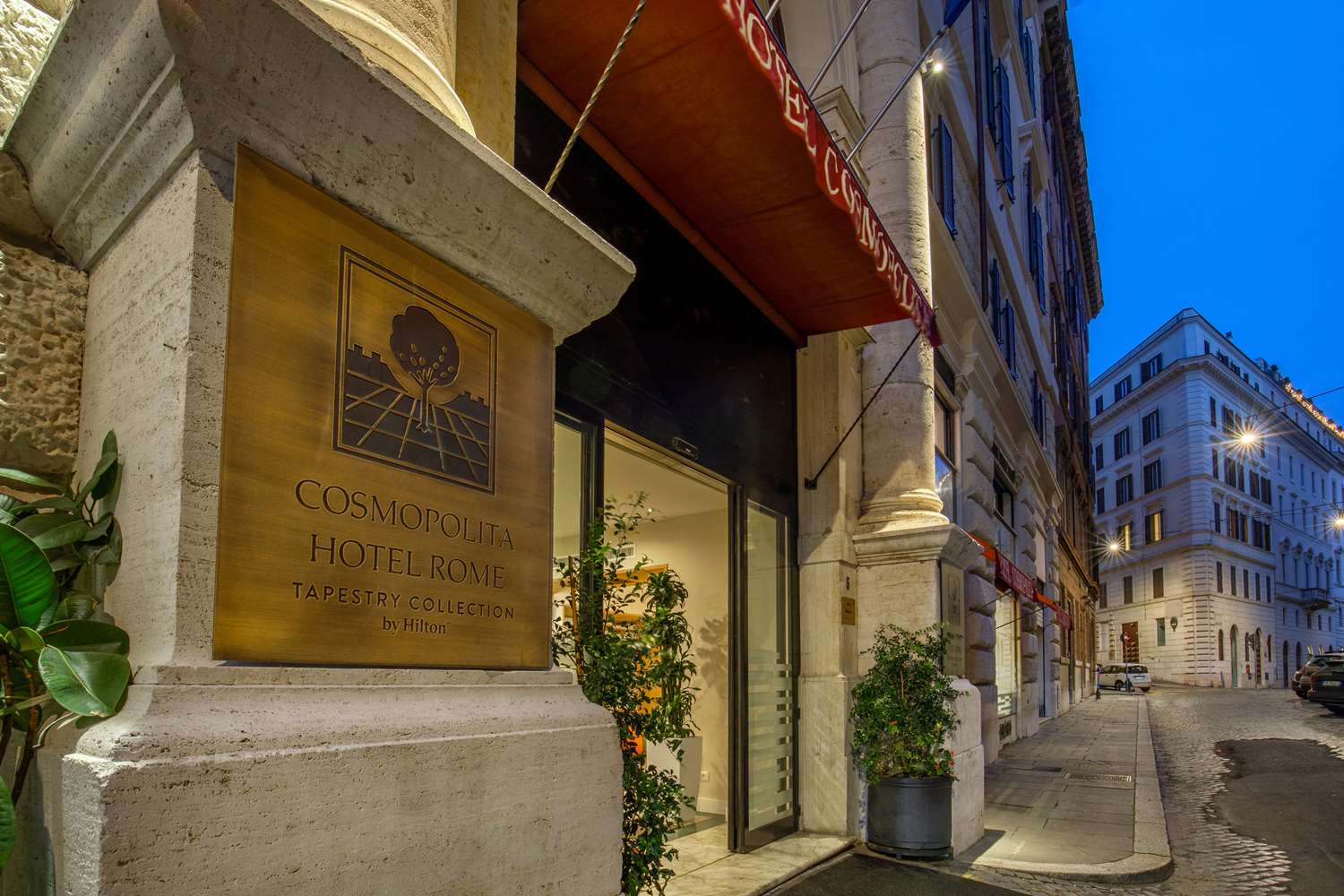 Cosmopolita Rome Colosseum, Tapestry Collection by Hilton 1