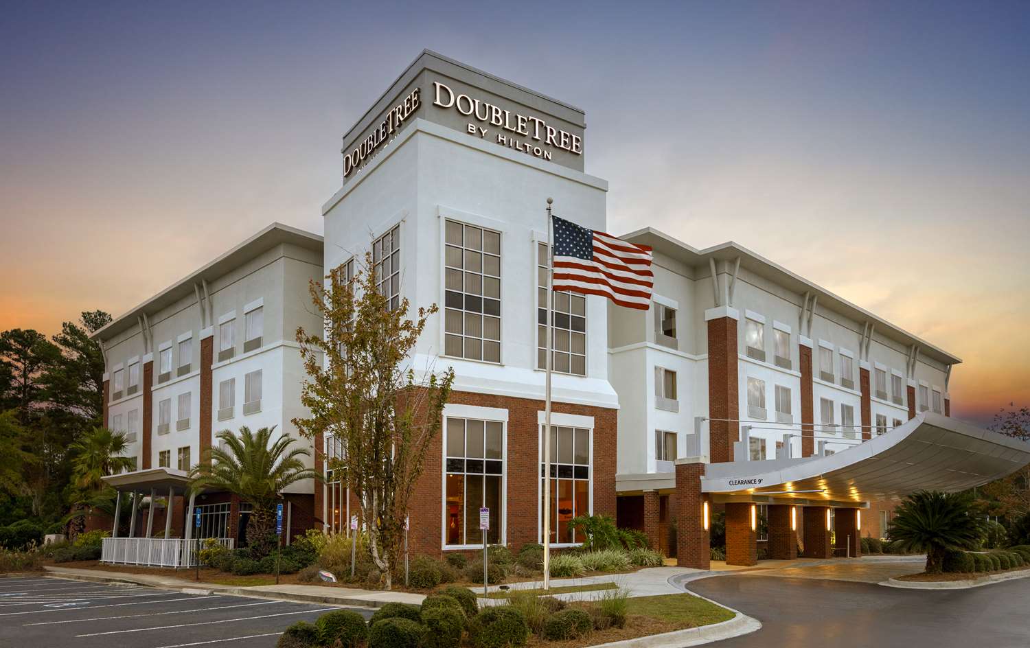 DoubleTree by Hilton Hotel Savannah Airport 1