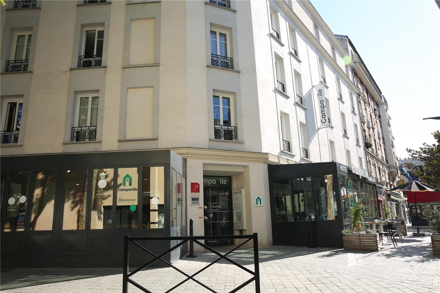 CAMPANILE PARIS - Clichy Centre 1