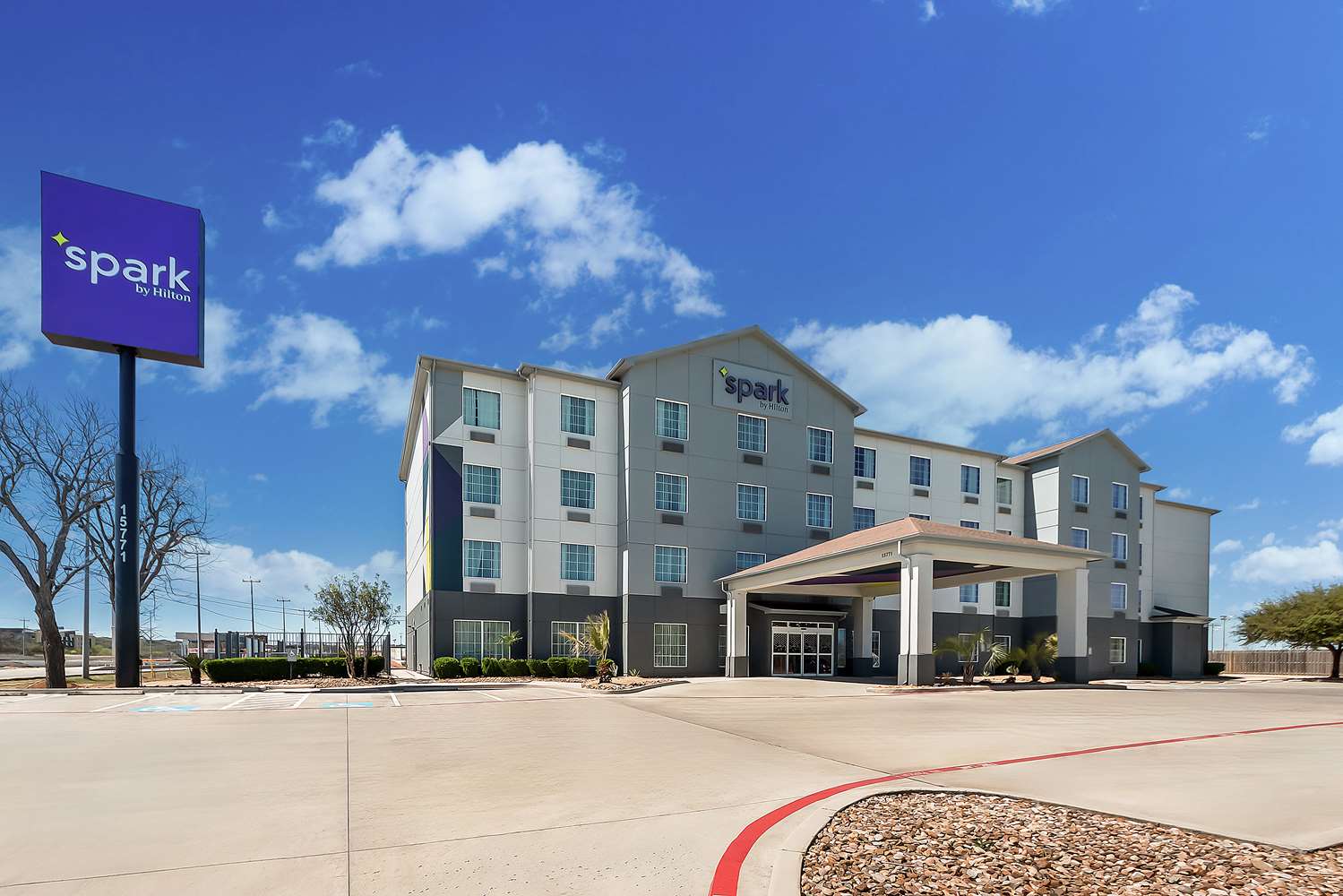 Spark by Hilton Selma 2