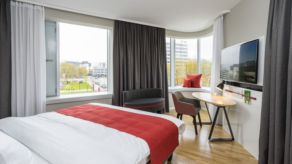 Holiday Inn HAMBURG - CITY NORD by IHG 2