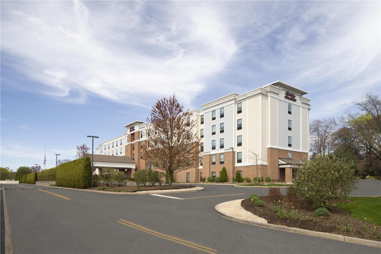 Hampton Inn & Suites Yonkers - Westchester 1