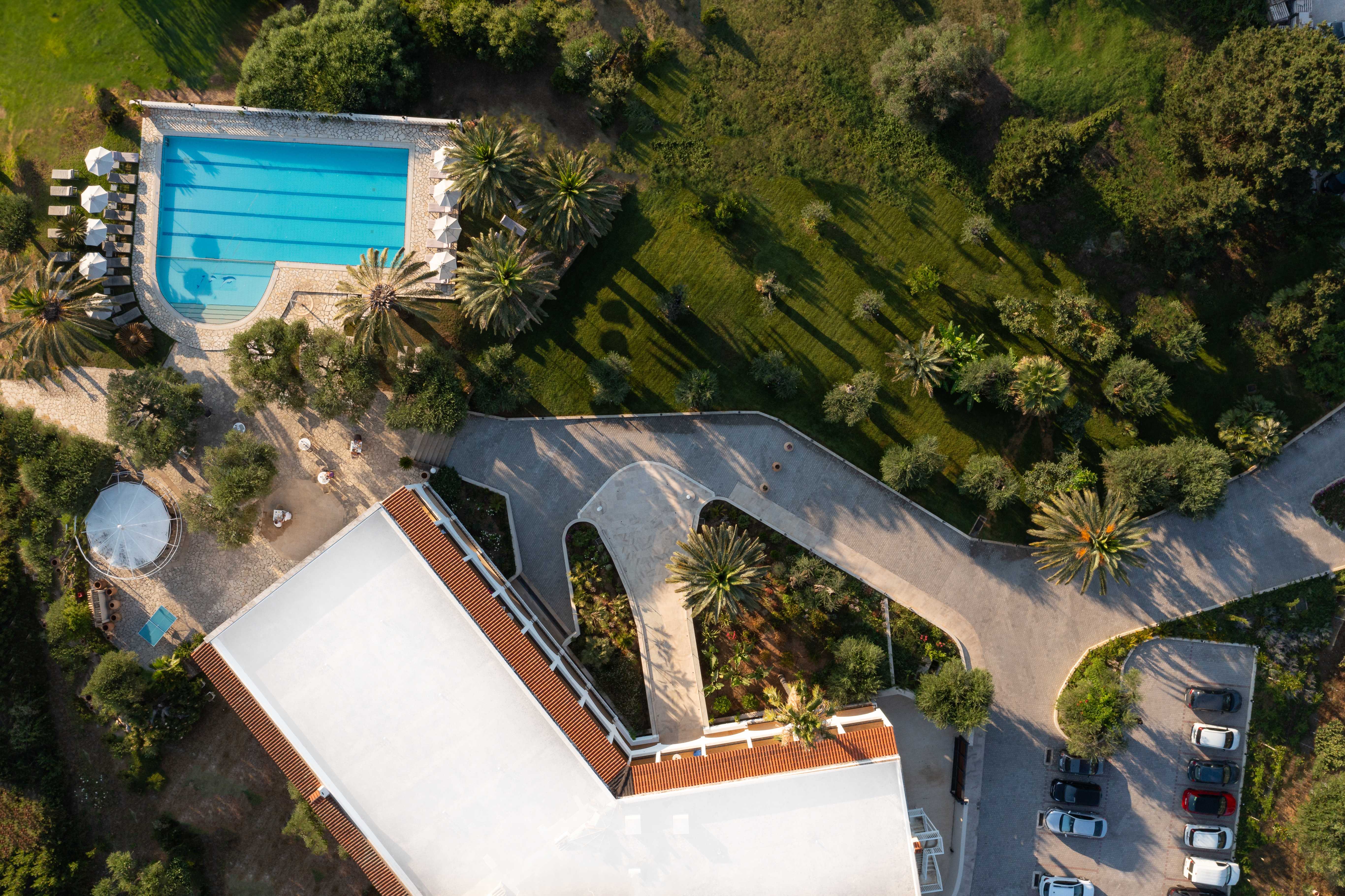 Paradise Hotel Corfu 1