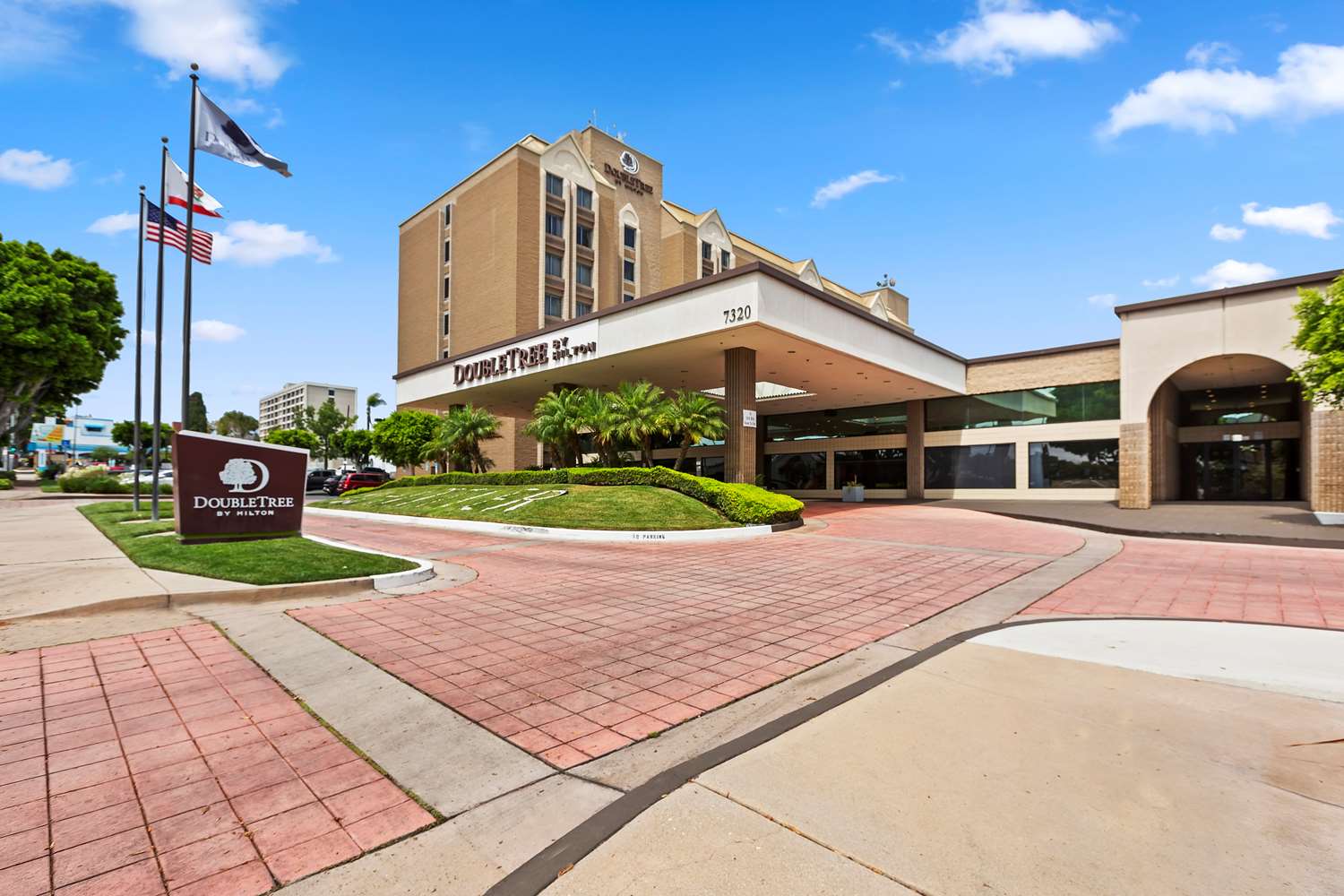 Doubletree by Hilton Whittier 1
