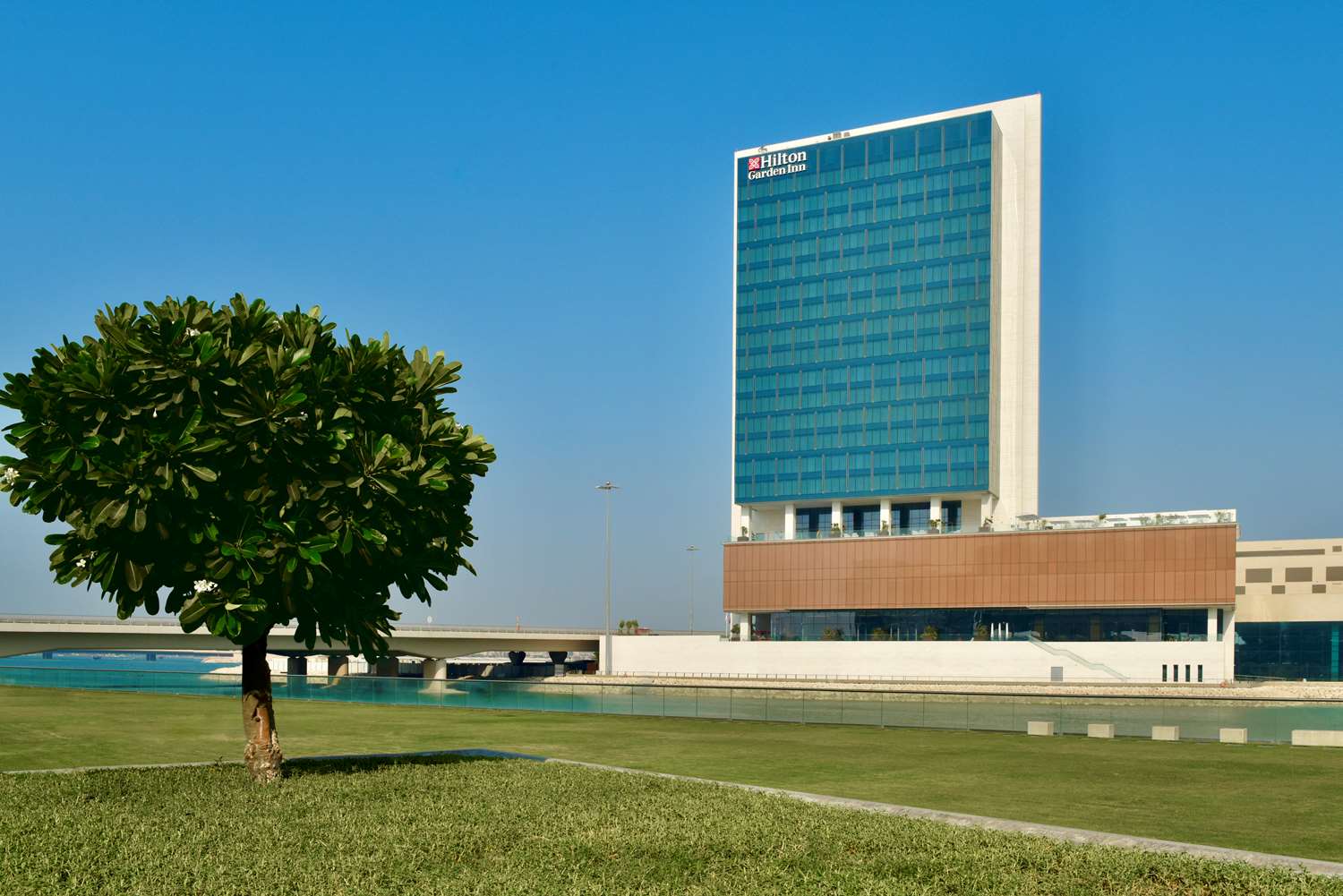Hilton Garden Inn Bahrain Bay 2