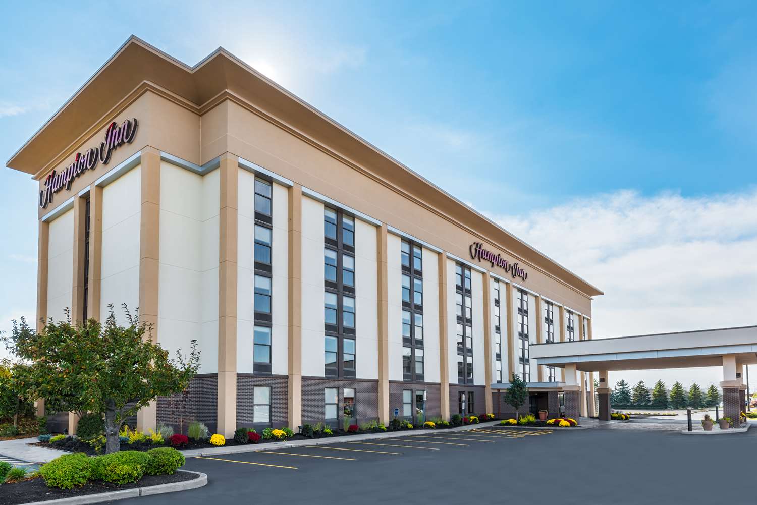 Hampton Inn Buffalo-Airport/Galleria Mall 1