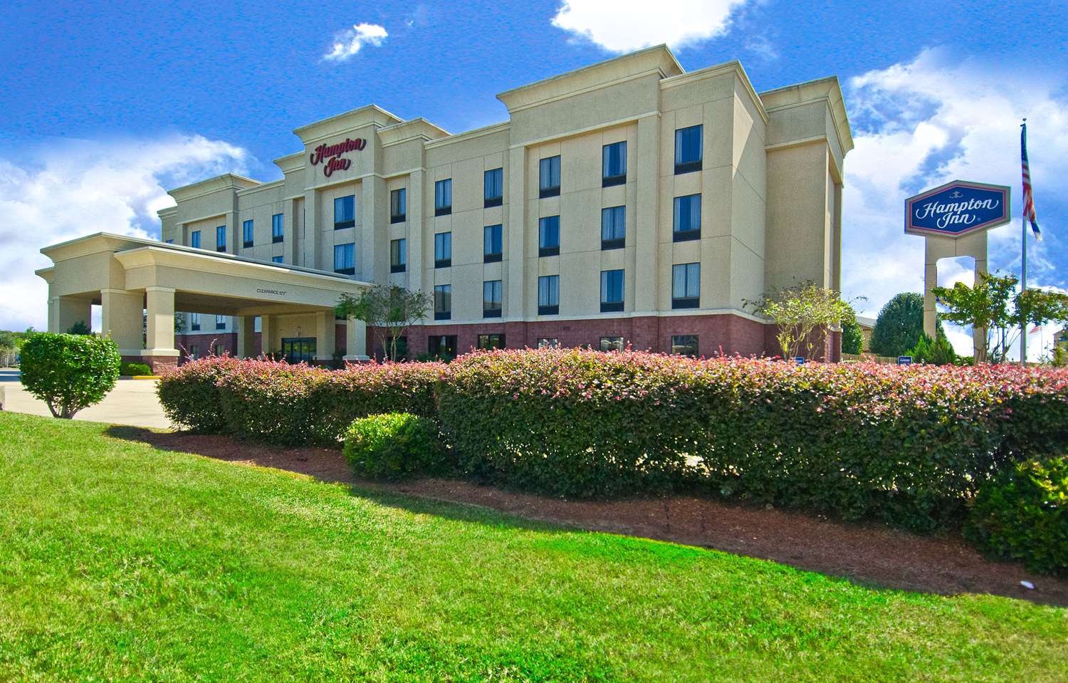 Hampton Inn Canton 1