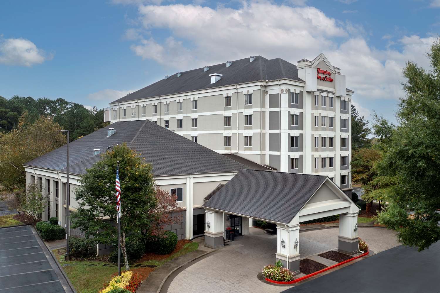 Hampton Inn & Suites Alpharetta 1