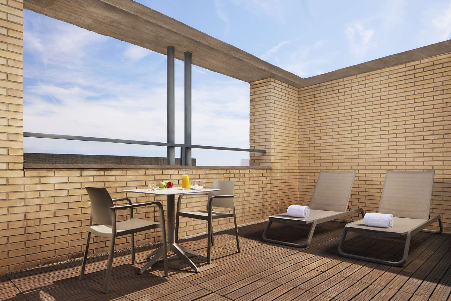 iStay by NH Ciudad de Valencia Hotel 2