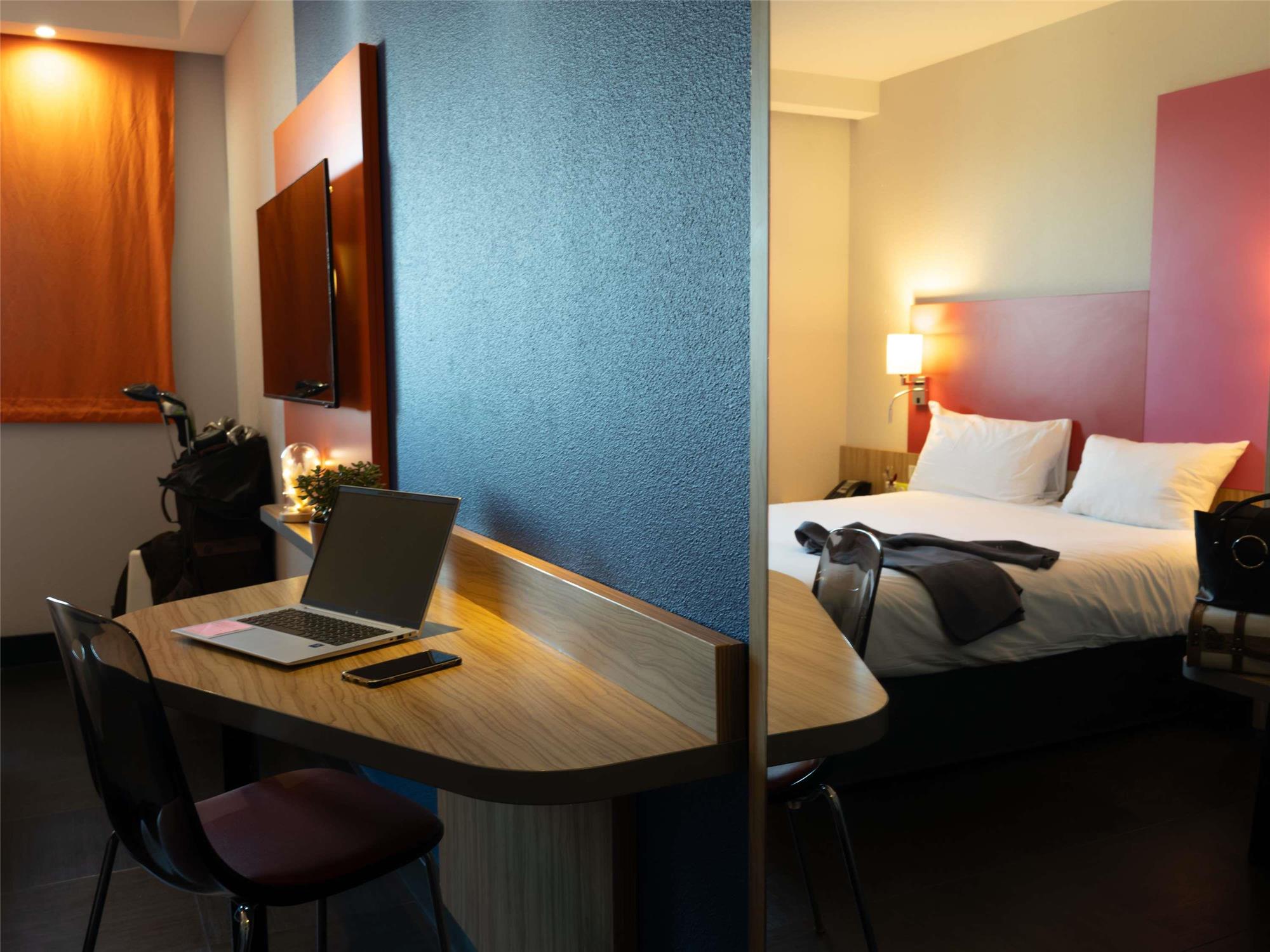 Familiar suite