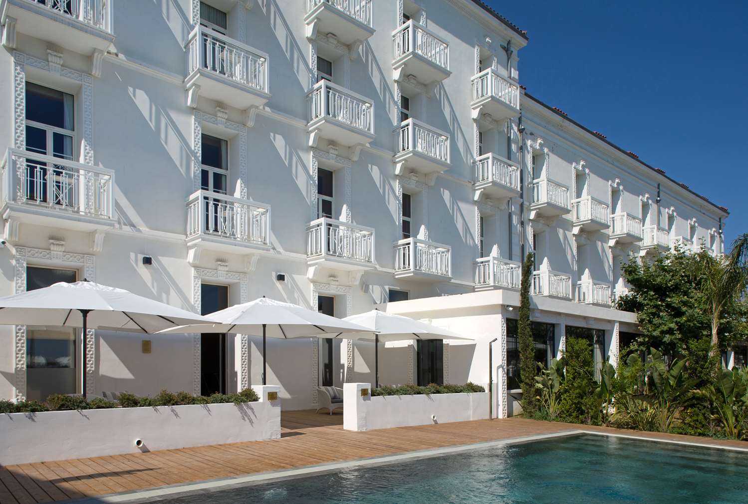 Grand Hotel des Sablettes Plage, Curio Collection by Hilton 1