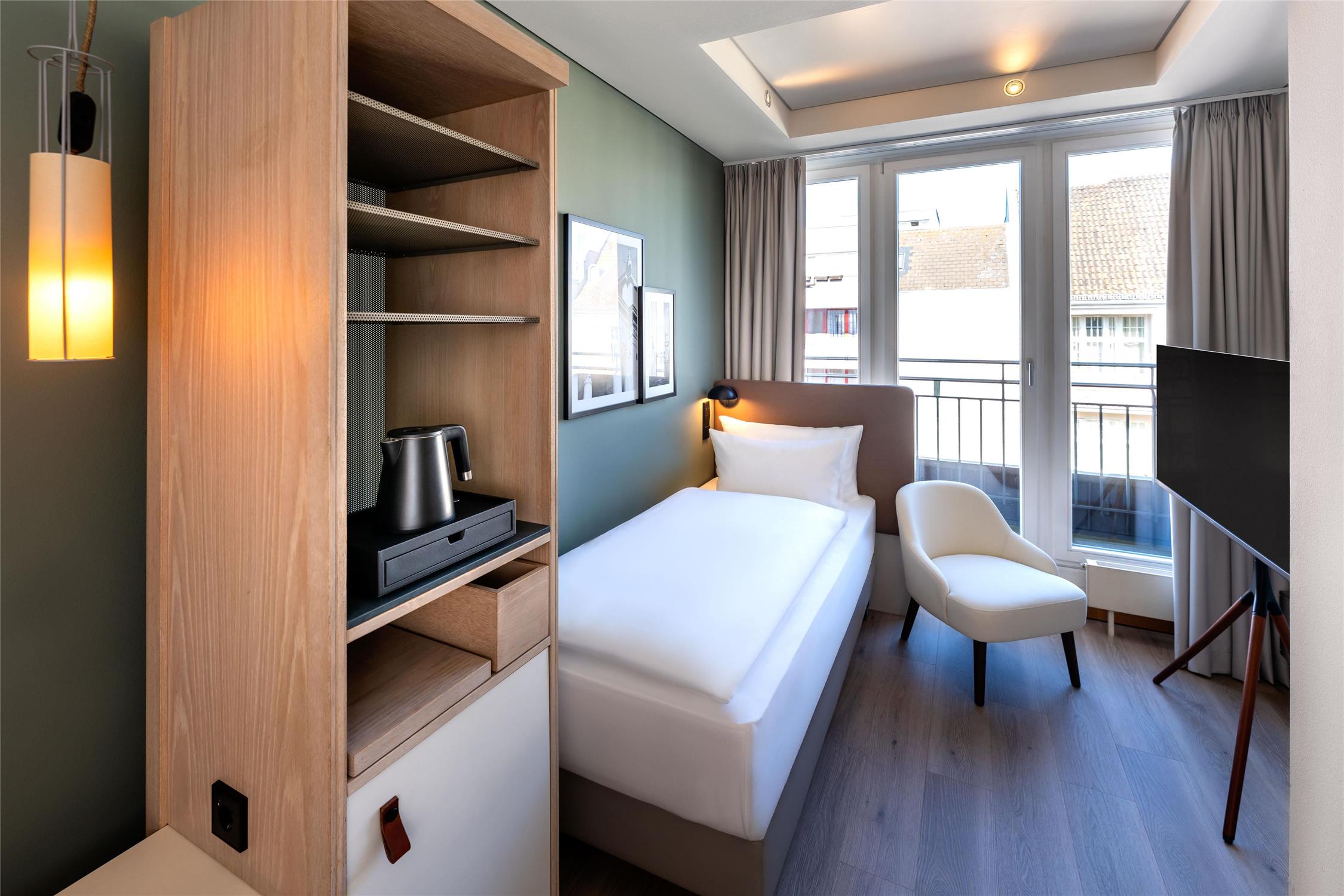 Hotel Bleibtreu Berlin by Golden Tulip 1