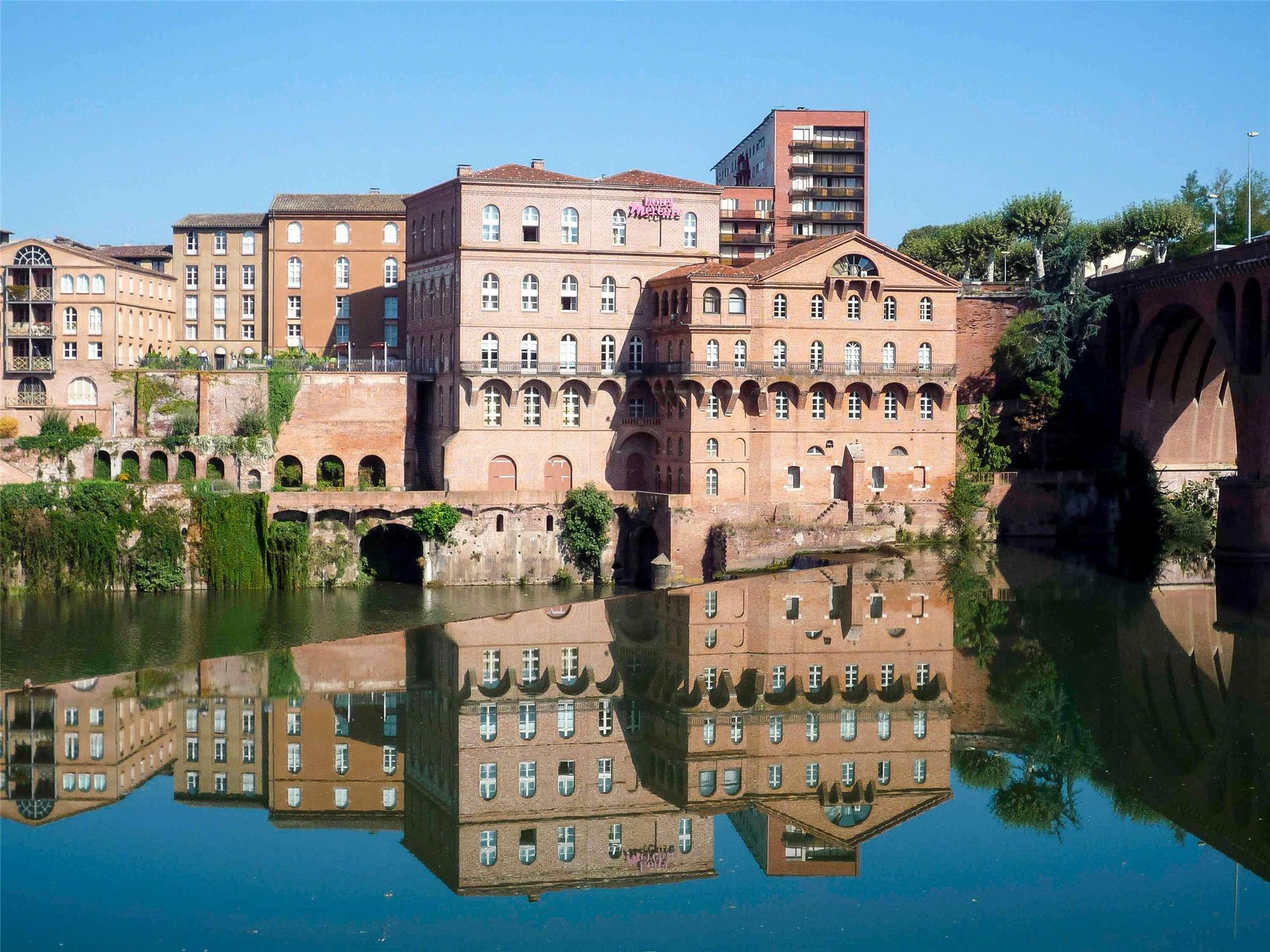 Mercure Albi Rives du Tarn 2