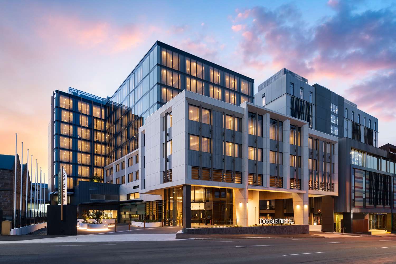 DoubleTree by Hilton Hobart 1