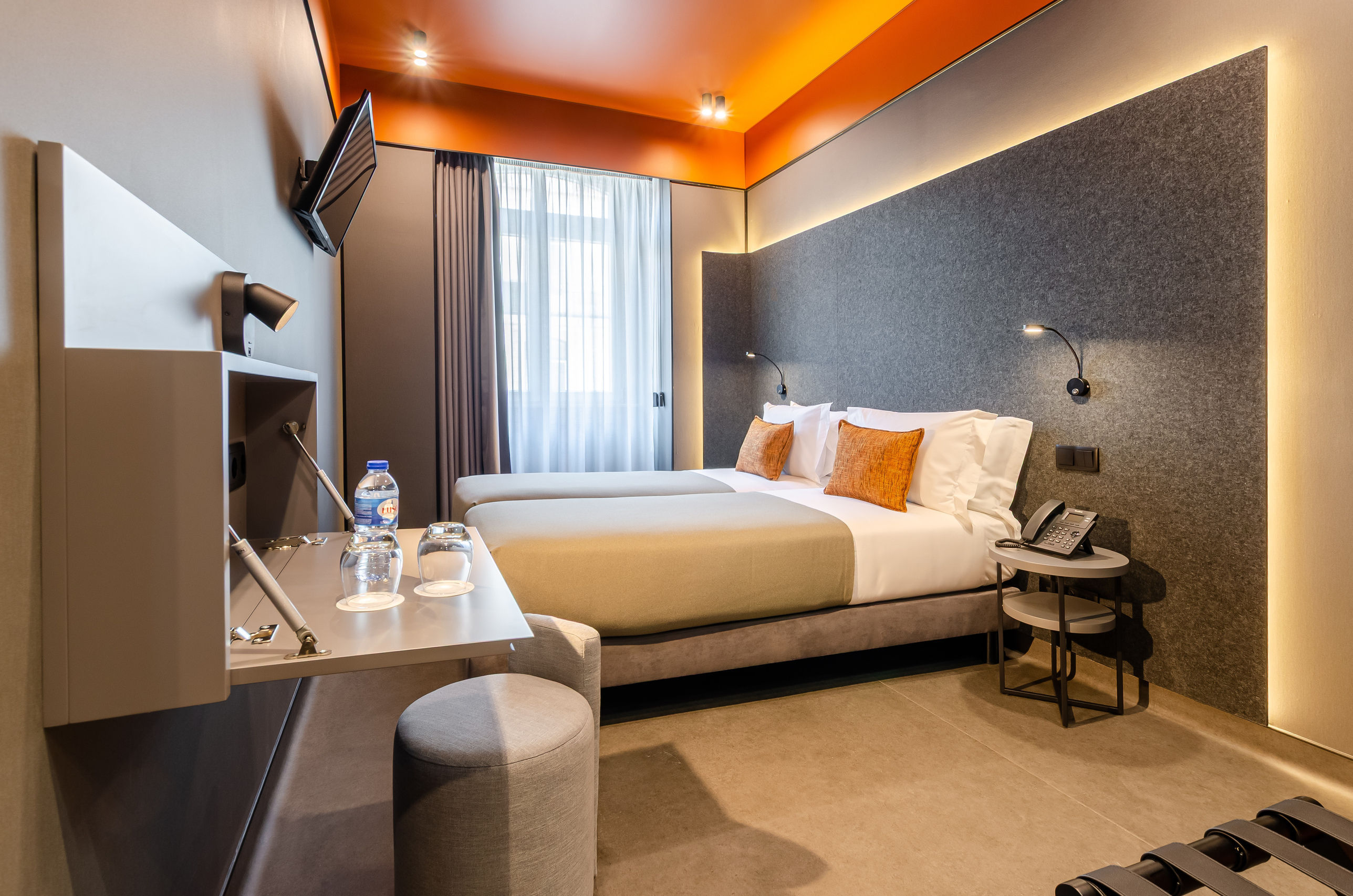 LX Arch Hotel 2