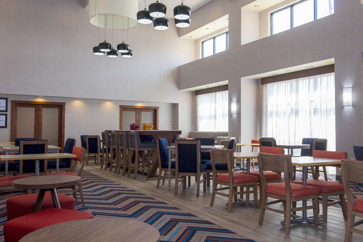 Hampton Inn & Suites Riverton 1