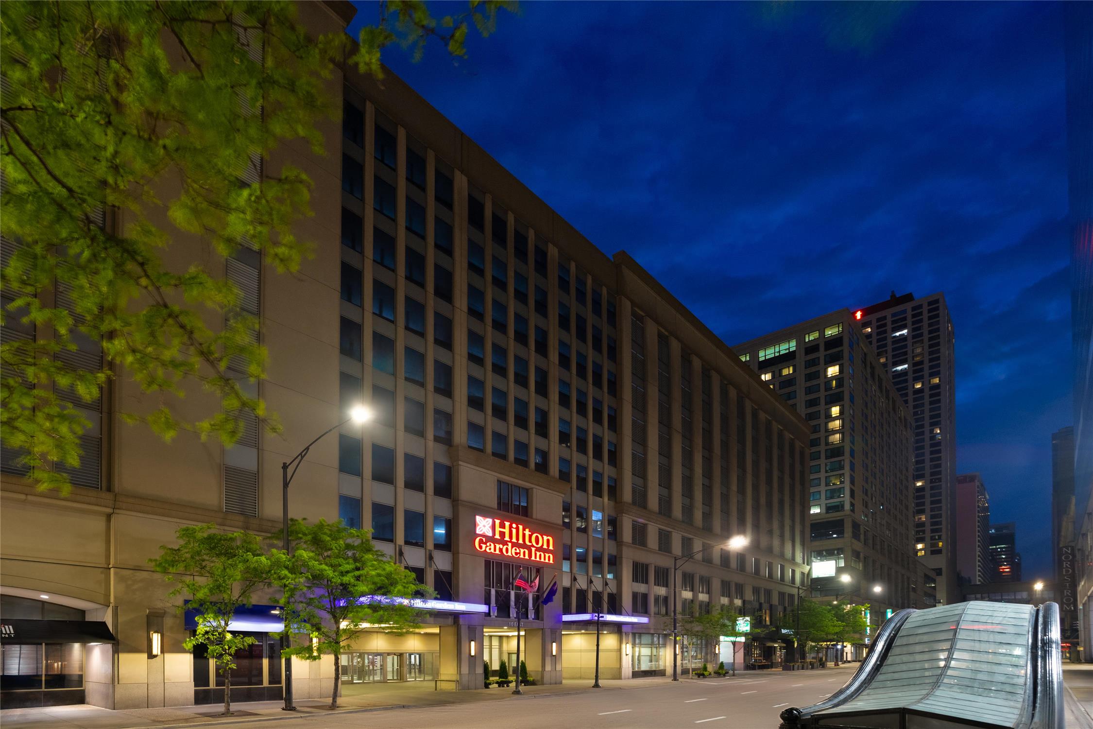 Hilton Garden Inn Chicago Downtown/Magnificent Mile 2